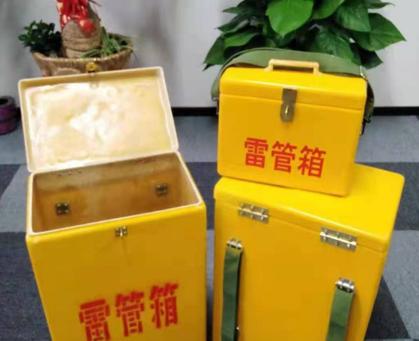 华宁玻璃钢雷管箱有哪些特点